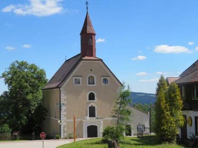 Photo of a chapel.